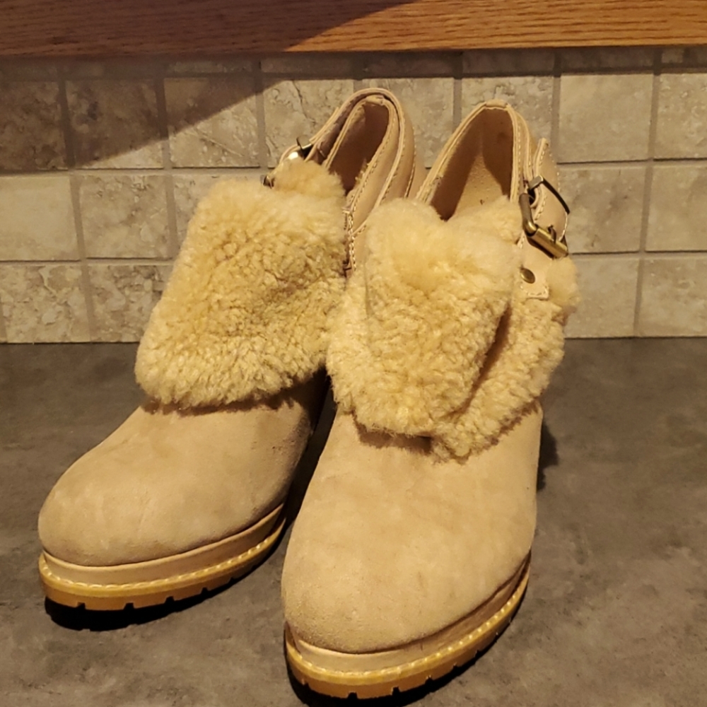 NWOT Monica Leather Tan  Women's Boots
